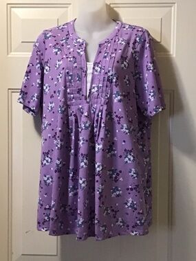 Women Within Woman Within Lavender Floral Pintuck Tunic Top Size 14-16 M